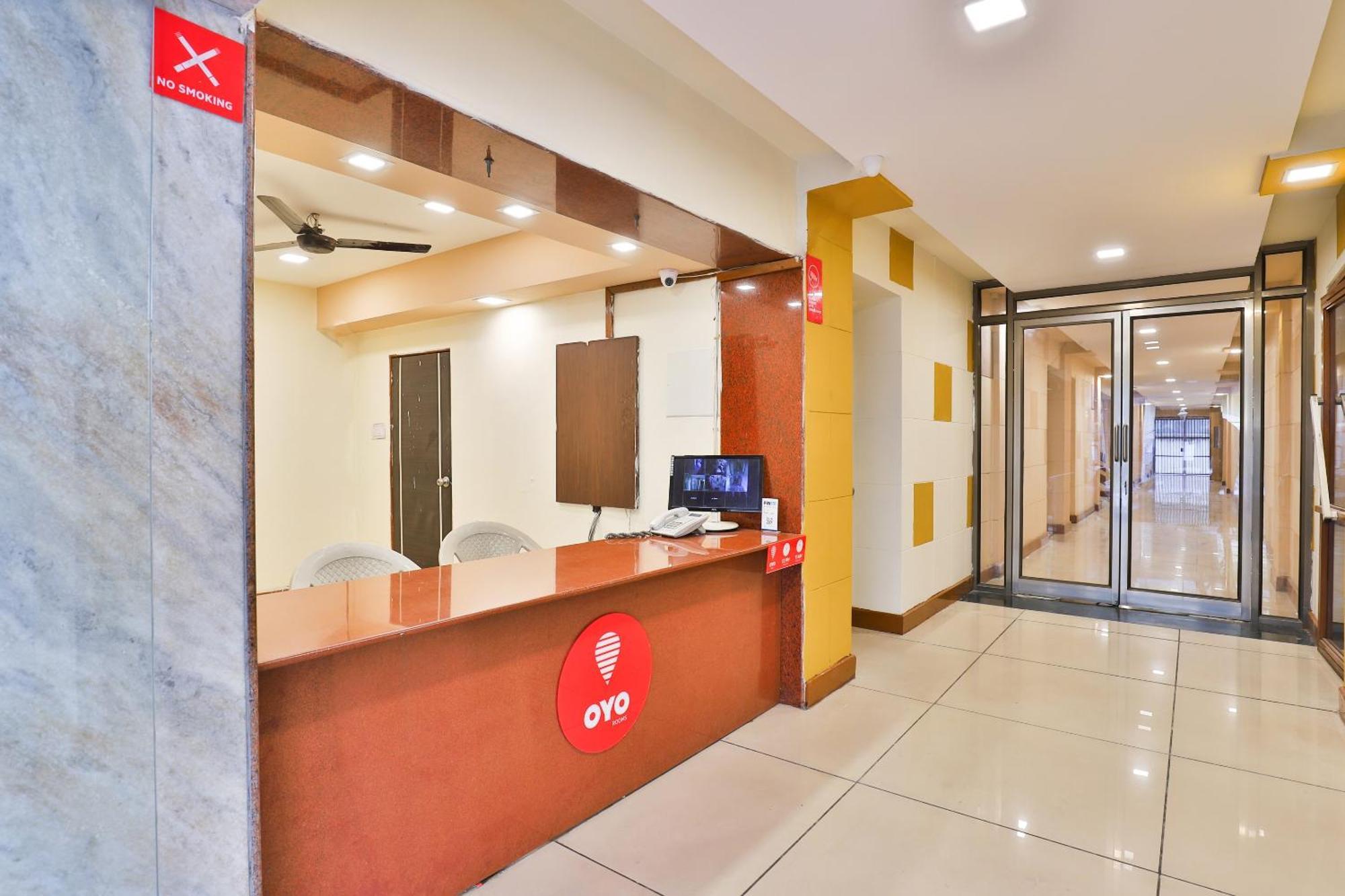Hotel O Utsav Vadodara Eksteriør bilde